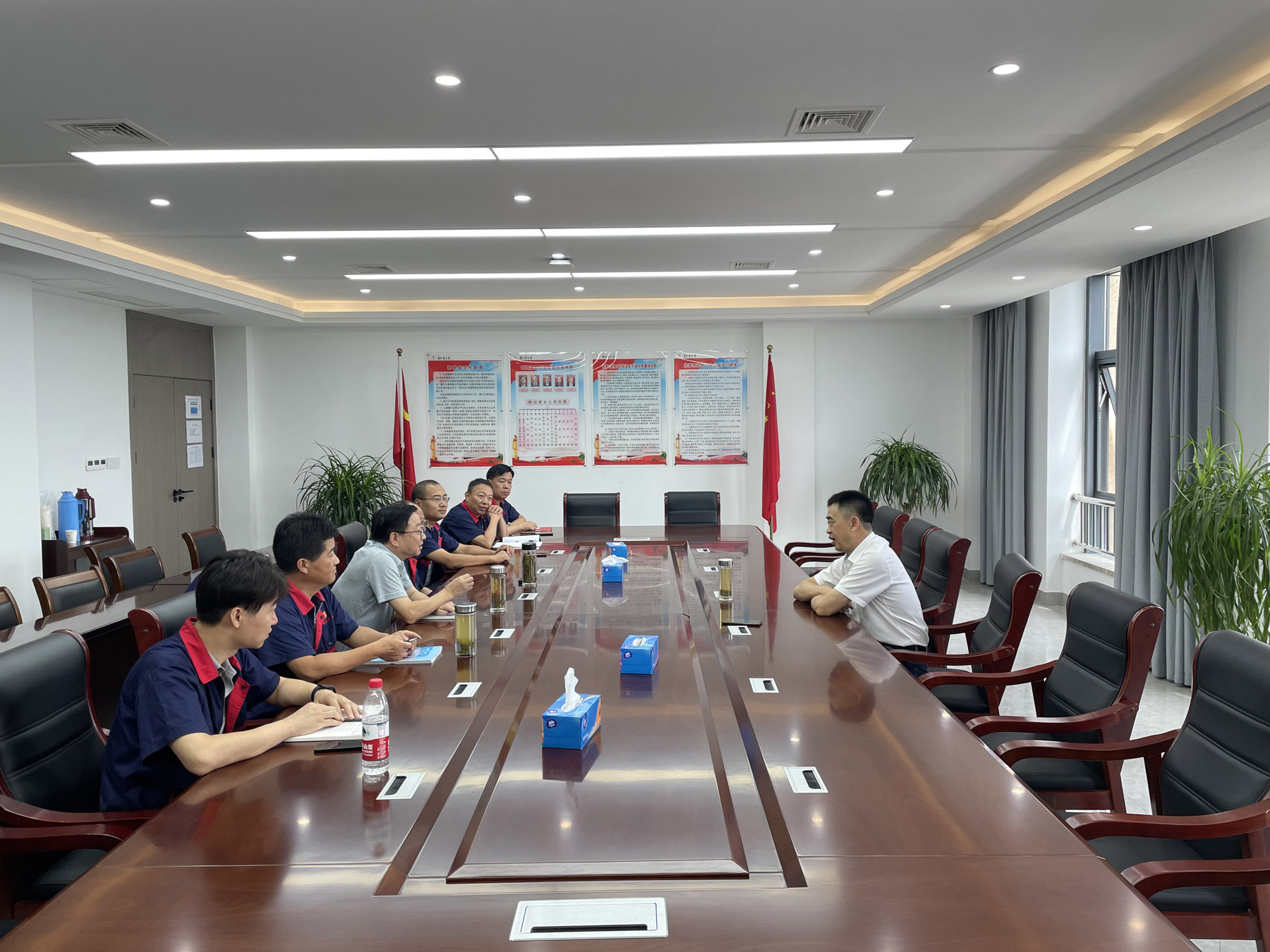 集團公司黨委委員、總工程師周俊到公司調研 